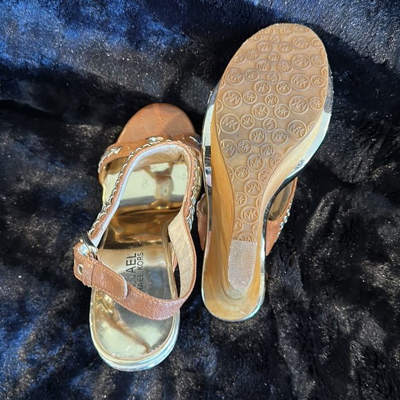 Micheal by Micheal Kors Tan leather high heel wedge Sandals Size 8M - Picture 7 of 7